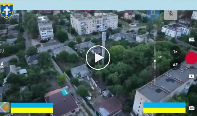 A Ukrainian flag was installed in the center of occupied Oleshky by soldiers of the 124th separate Troops Brigade using a UAV