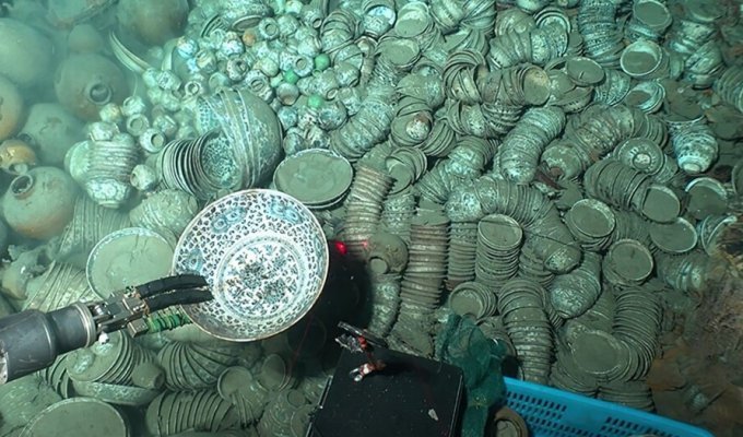 Клад с морского дна: археологи подняли более 900 артефактов с затонувших кораблей династии Мин (5 фото)