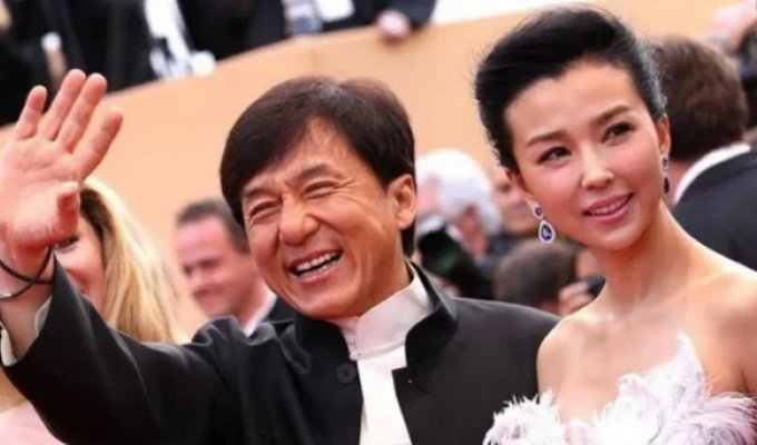 Jackie Chan’s One True Love: Why the Global Icon Kept His Wife Hidden for 40 Years (7 photos)