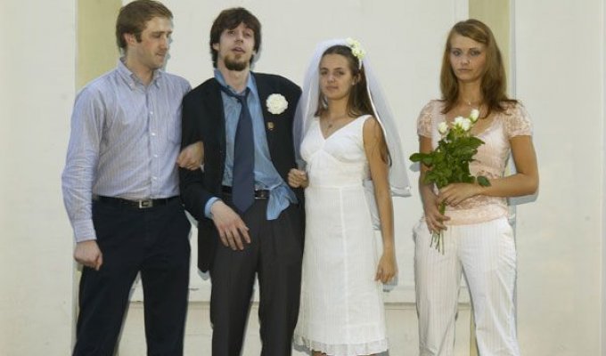 Интересная свадьба :)