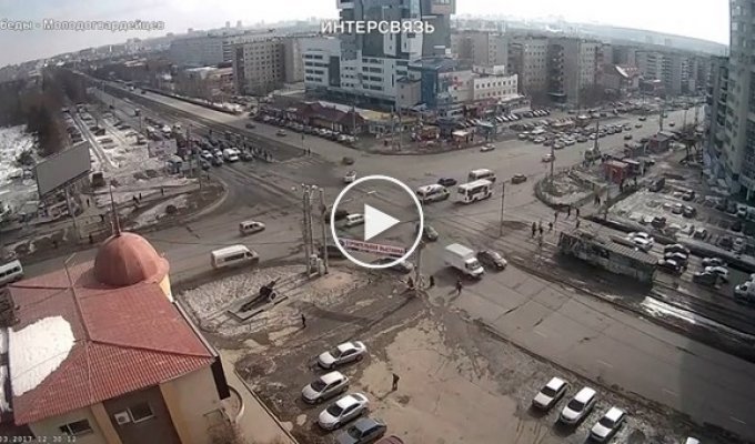 ВАЗ без водителя устроил массовое ДТП в Челябинске