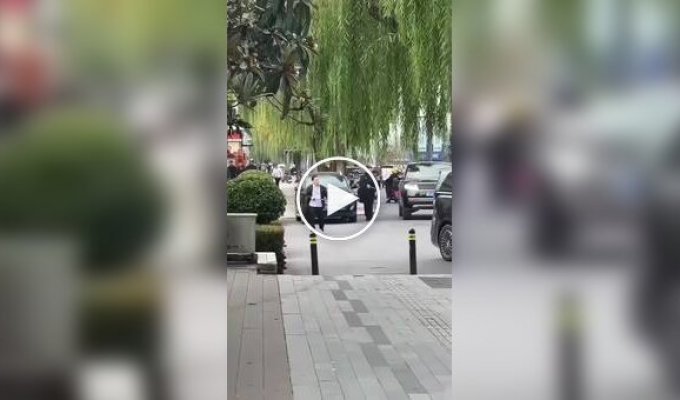 Житель Китая помог полицейским обезвредить преступника