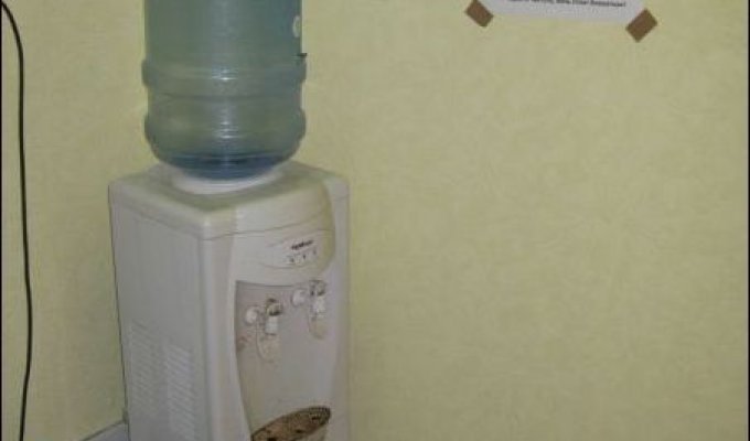 Офисный охладитель воды (3 фото)
