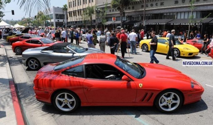 Слет владельцев уникальных Ferrari в Колорадо (28 фото)