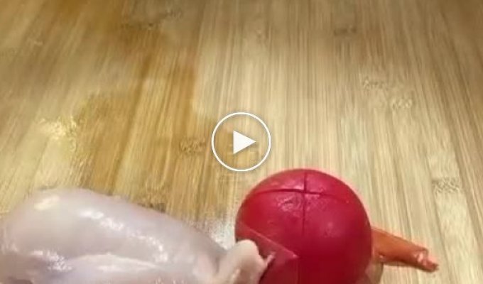 В соцсетях обсуждают страшное видео с необычным рецептом куриных фрикаделек