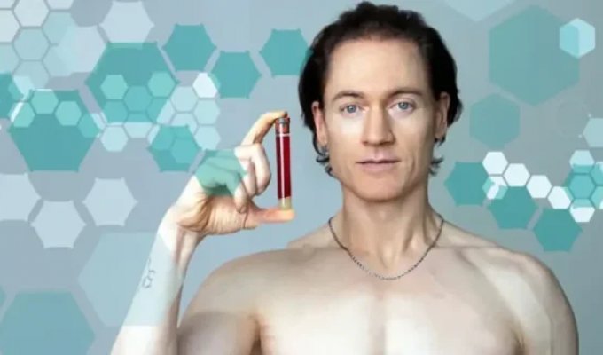 Одержимый молодостью миллиардер основал религию с ежедневными "практиками бессмертия" (2 фото)