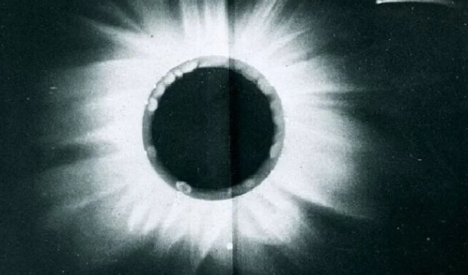 The "Eclipse Comet" observed in May 1882 (2 photos)