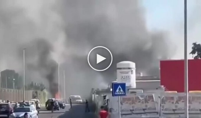 Взрыв на заправке в Риме попал на видео