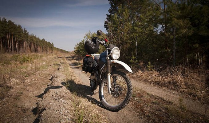 Два дня на мотоцикле в чернобыльской зоне (48 фото)