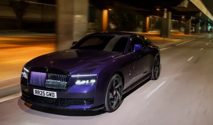 Rolls-Royce представил свой самый мощный автомобиль (10 фото)