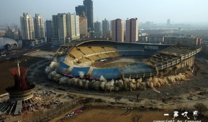 Стадион Wulihe в Китае (10 фото)