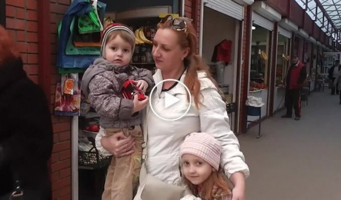 Молодая мама о вступление Крыма в состав РФ (майдан)