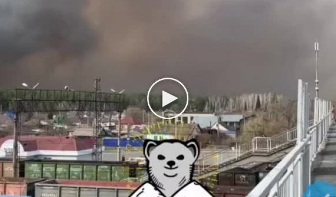 Russia is on fire again. 80 residential buildings are on fire in the Kurgan region