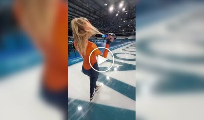 Эффектная конькобежка из Нидерландов