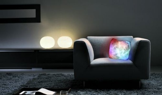 Светодиодная лампа-подушка (3 фото)
