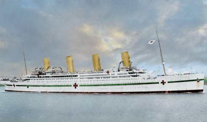 Трагическая судьба «Британика». Тайны гибели третьего близнеца «Титаника» (14 фото)