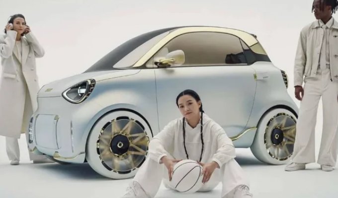 Geely and Mercedes unveiled the compact Fortwo of the future (6 photos + video)