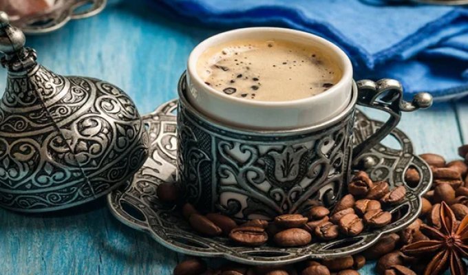 7 unique coffee brewing methods from around the world (8 photos)