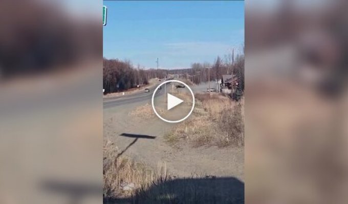 На Аляске местный житель улетел из ресторана на личном самолете