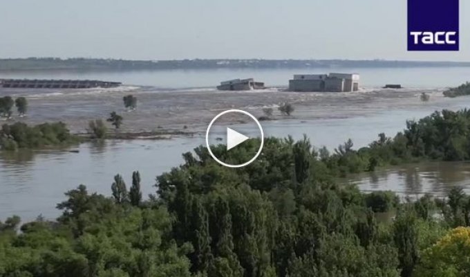 Каховская ГЭС полностью разрушена