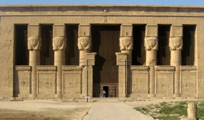 Храм Дендеры (7 фото)
