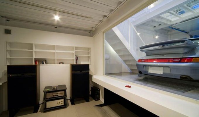 Элегантный дом-гараж для Porsche из Японии (12 фото)