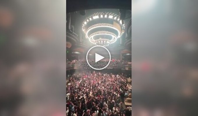 Умопомрачительная система освещения в клубе Лас-Вегаса за 10 миллионов долларов