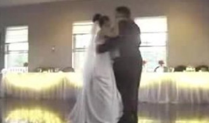 Эволюция свадебного танца :)