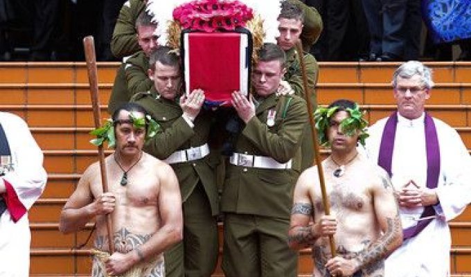 Похороны солдата из Новой Зеландии (19 фотографий)