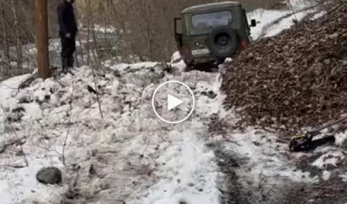 Fail on UAZ, or how to get rid of the car in a couple of seconds