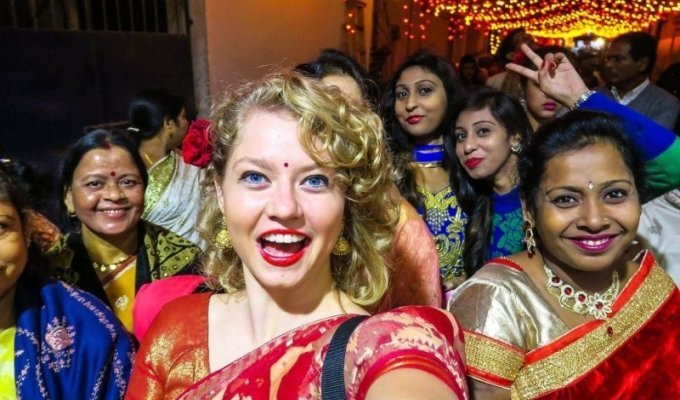Breaking into someone else's wedding in India? For money - yes! (7 photos + 1 video)