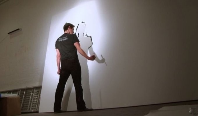 Джим Керри увлекся созданием картин (7 фото + видео)