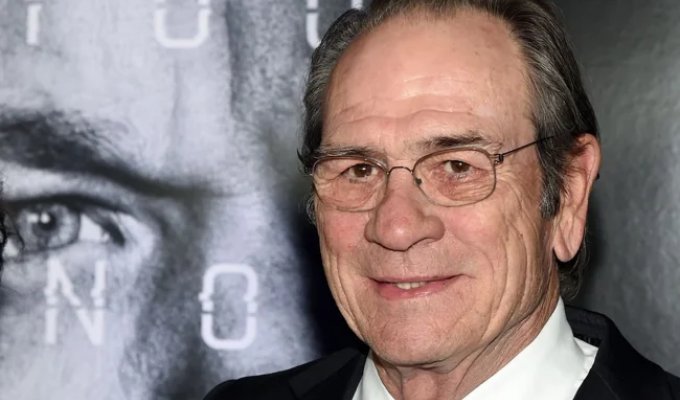 From Coal Miner to Alien-Hunting Agent: How Tommy Lee Jones Became a Hollywood Legend (11 Photos)