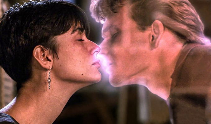 ТОП-15 самых известных поцелуев в кинематографе (15 фото)