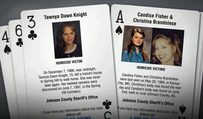 Why American prisons give out playing cards with portraits of real people to prisoners (6 photos)