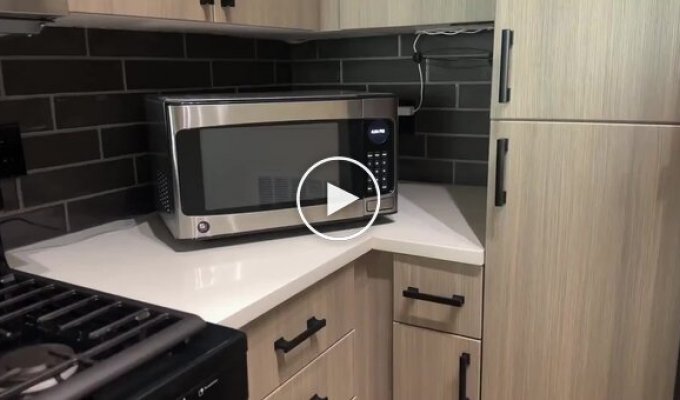 Игровой компьютер в корпусе микроволновки