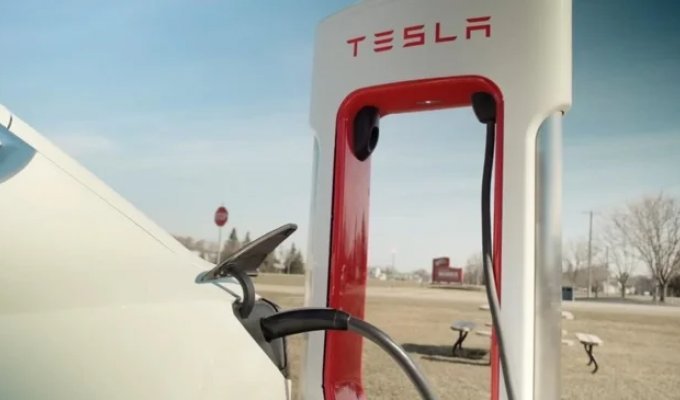 What happens to Tesla batteries after 610,000 km (3 photos)