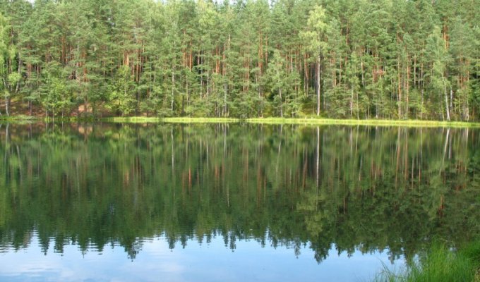 Чертово озеро в Латвии (11 фото)