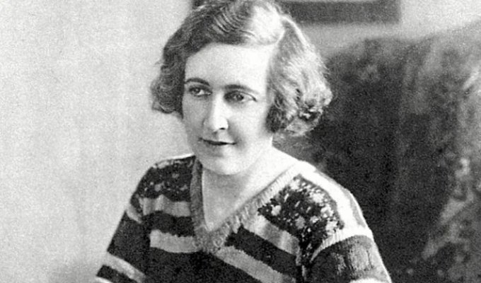 How Agatha Christie taught her cheating husband a lesson (7 photos)