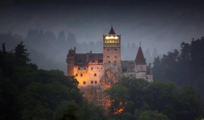 12 Most Mystical Places in Europe (25 photos)