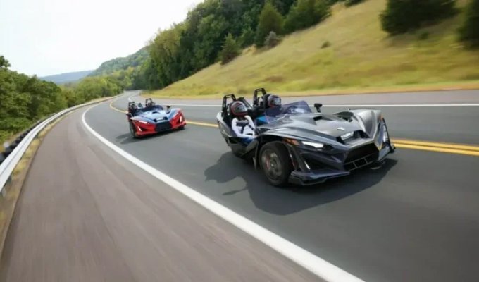 Трёхколёсный спидстер Polaris Slingshot получил новую внешность и более мощные моторы (17 фото)