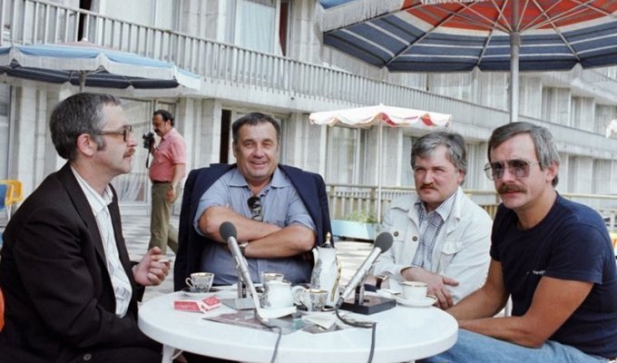 Советские знаменитости на фото. 1981 год (10 фото)