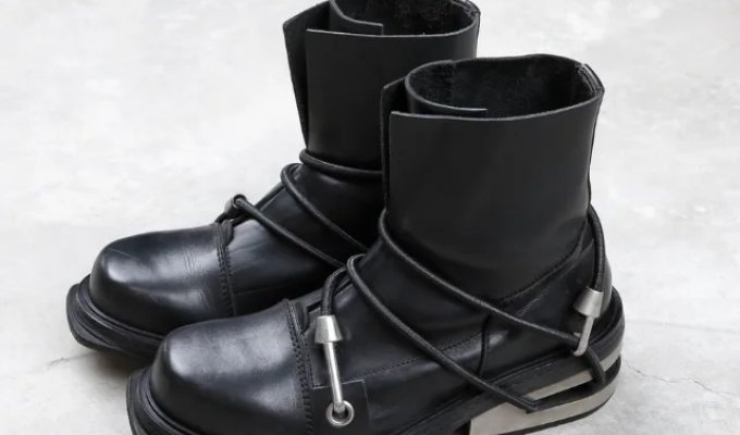 Boots with a rope lace (5 photos)