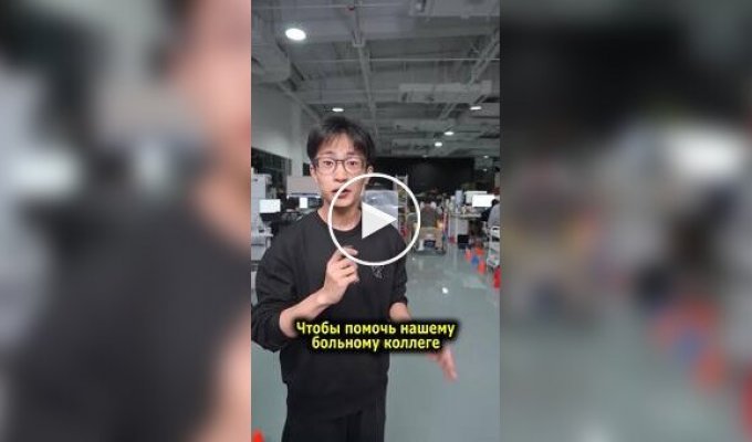 Парни сделали инвалидную коляску для дрифта