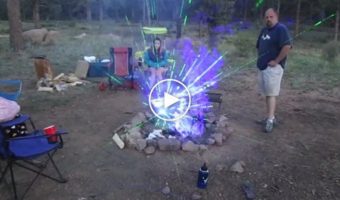 Потрясающее действие лазера на пламя