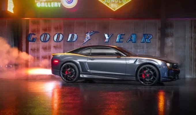 Chevrolet Camaro с двигателем Boeing от вертолёта выставили на продажу (11 фото + 1 видео)