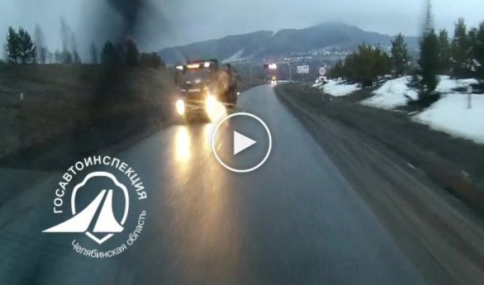 Столкновение двух грузовиков в Челябинской области