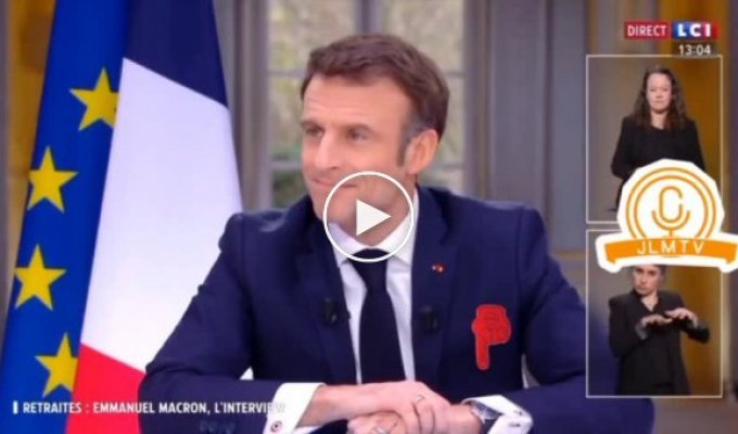 President Macron discreetly removed an expensive watch under his desk during a discussion on pension reform