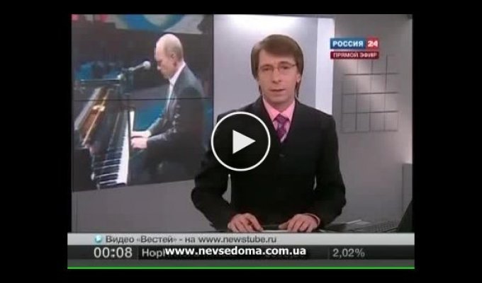 Путин спел на английском и сыграл на пианино
