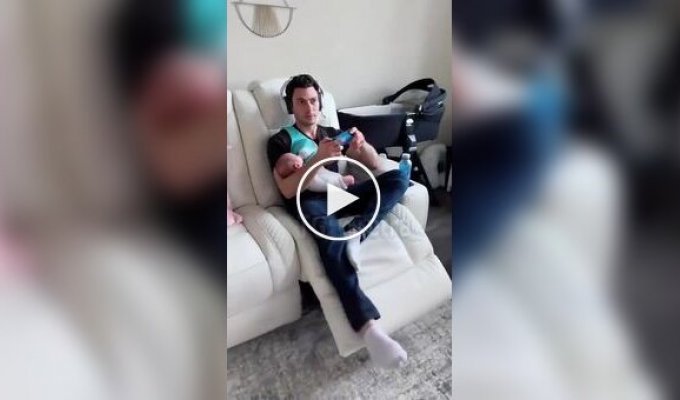 Отцы, которые успевают играть в игры, и следить за детьми